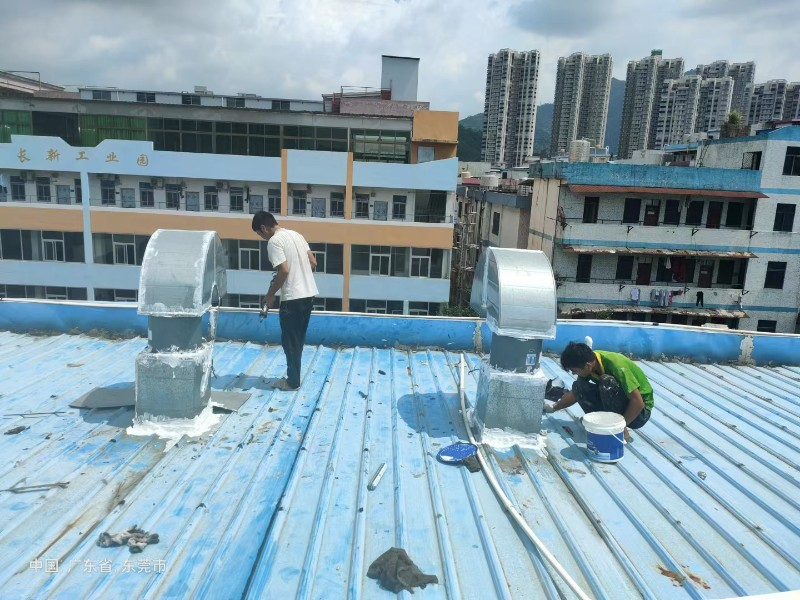 福安钢结构屋面涂料维修方法